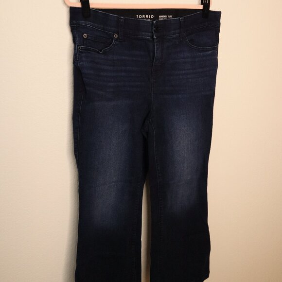 Bombshell Flare Jeans - Picture 1 of 4